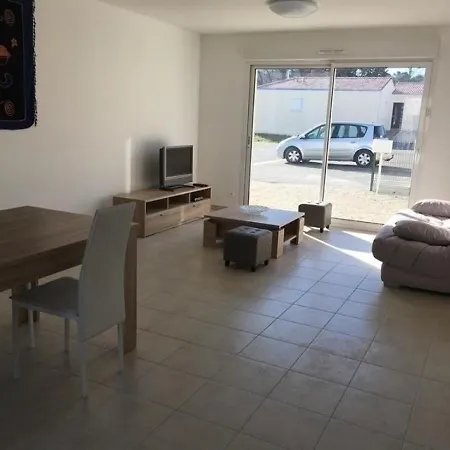 Casa de Férias Maison La Tremblade, 3 Pieces, 4 Personnes - Fr-1-305-810 La Tremblade